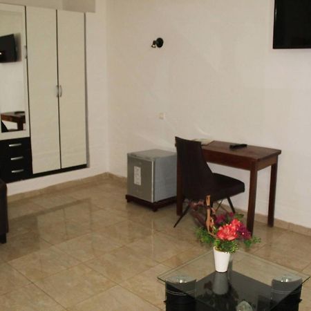 Complexe Hotelier Olympe Korhogo Luaran gambar