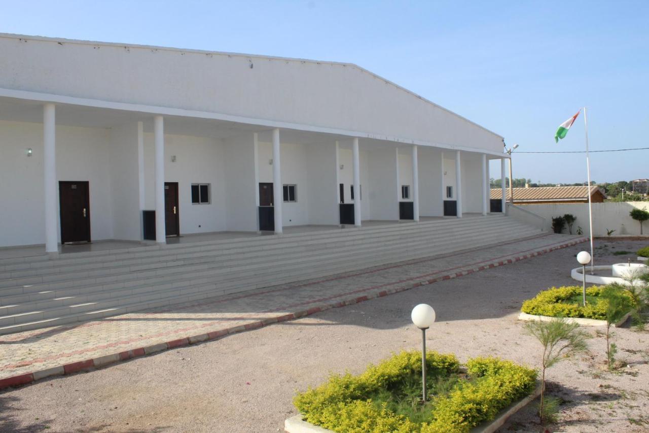 Complexe Hotelier Olympe Korhogo Luaran gambar
