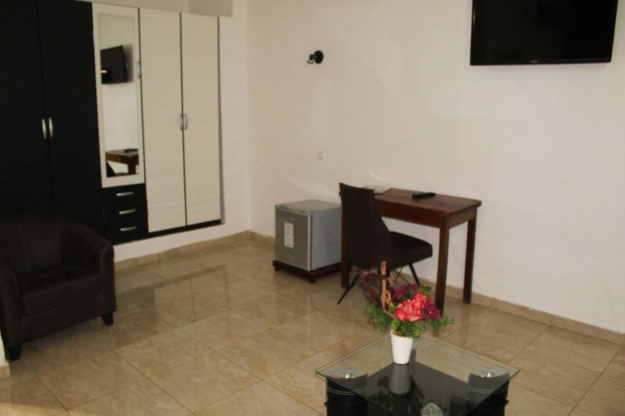 Complexe Hotelier Olympe Korhogo Luaran gambar