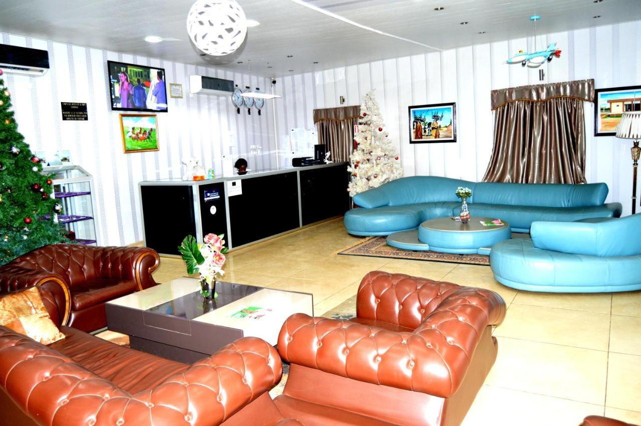 Complexe Hotelier Olympe Korhogo Luaran gambar