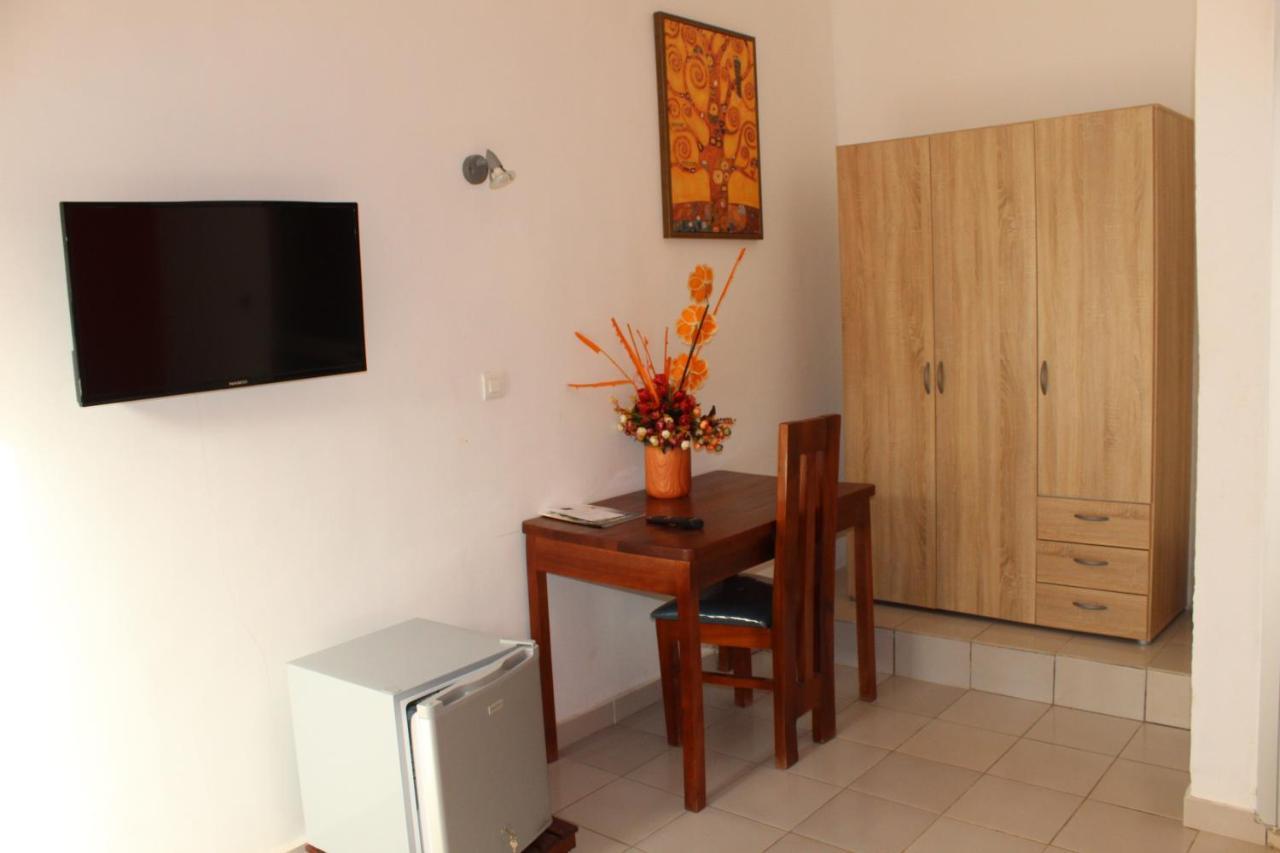 Complexe Hotelier Olympe Korhogo Luaran gambar